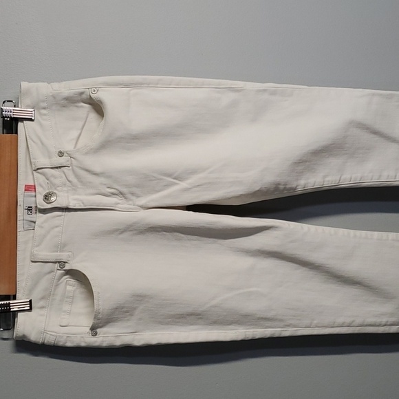 CAbi jeans women's size 2 white slim boyfriend women’s size 2 - Picture 6 of 15